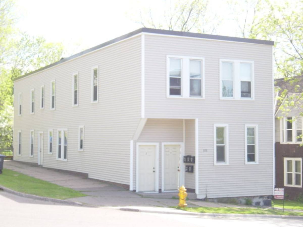 Apartment for rent at 332 N 21 St Ave W, Duluth, MN 55806