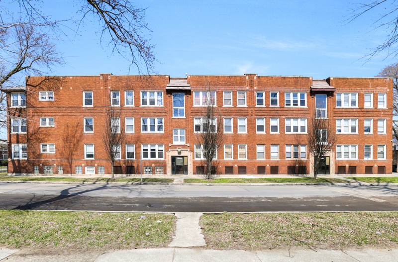 Apartment for rent at 7255 S Calumet Ave 356 E 73RD, 2, Chicago, IL 60619