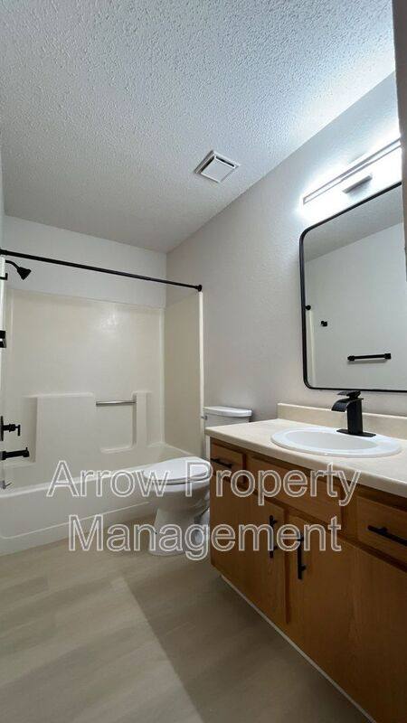 Apartment for rent at 2344 N 44th St #20, Lincoln, NE 68504