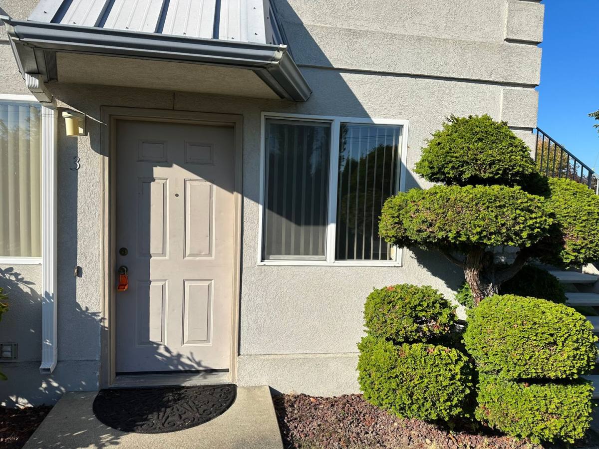Apartment for rent at 2601 Patton St, Bellingham, WA 98225