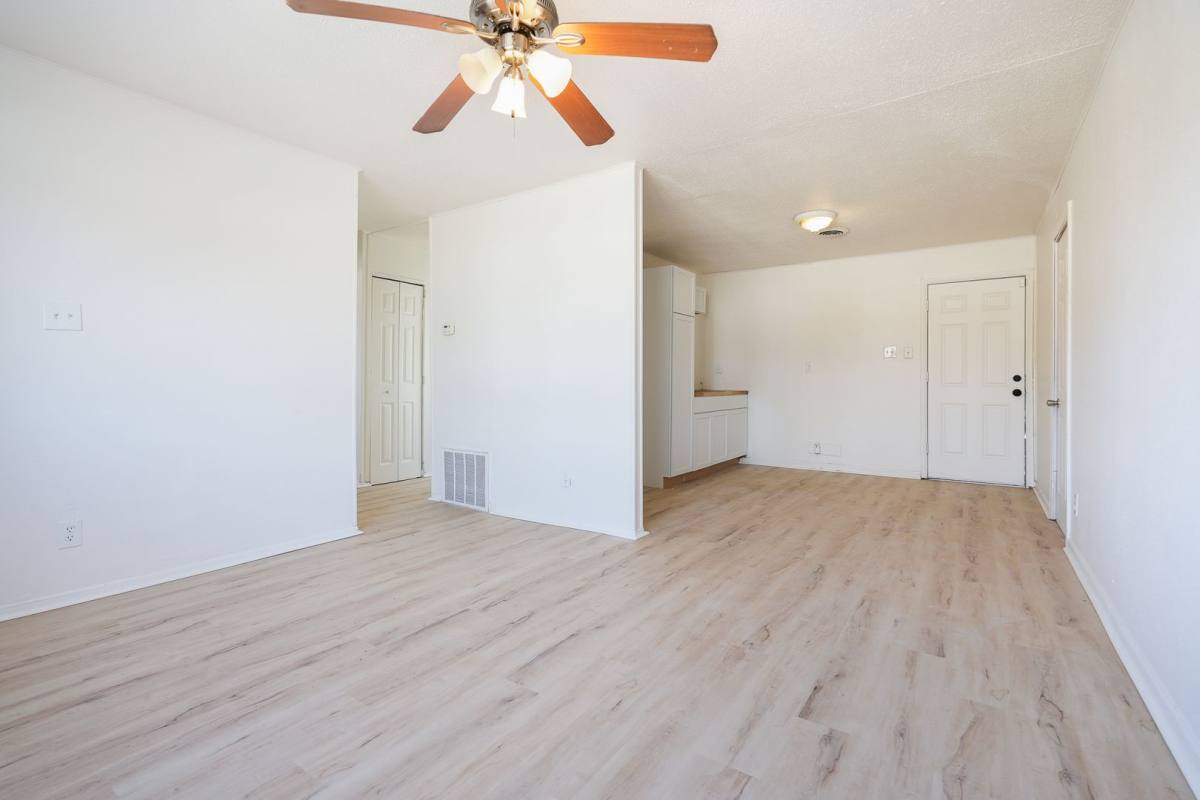 House for rent at 40 Saint Justin Dr, East Saint Louis, IL 62206