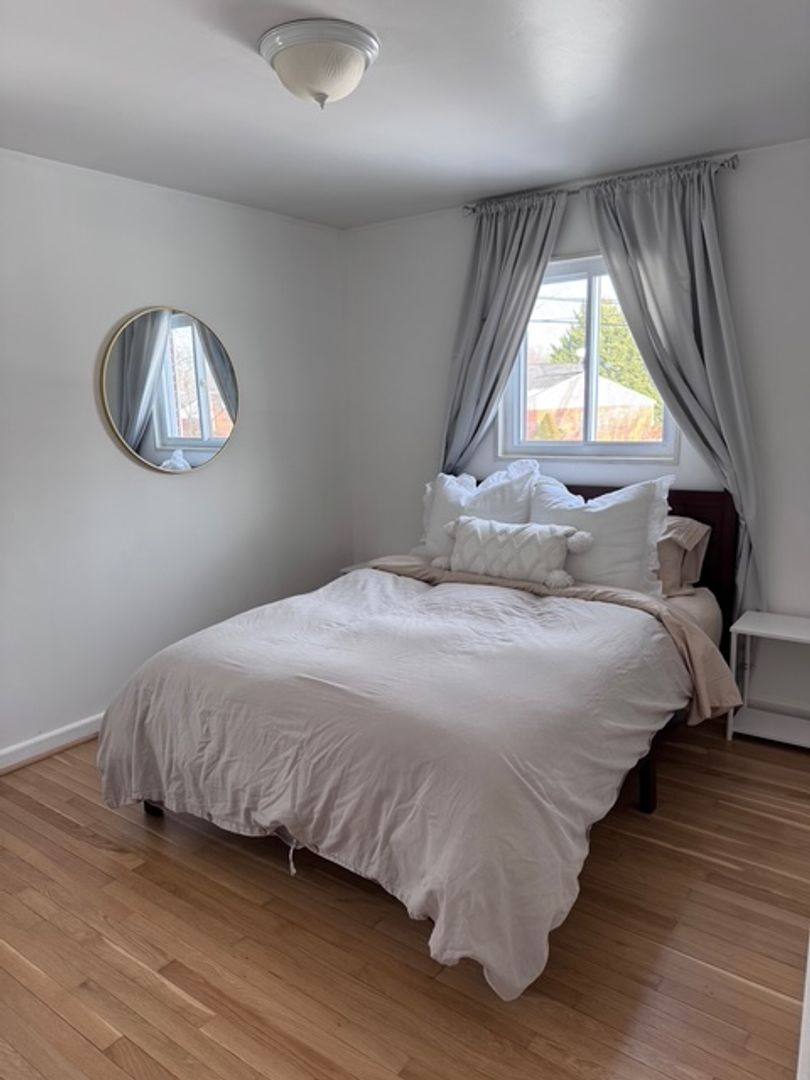 House for rent at 12122 Otis Dr, Rockville, MD 20852