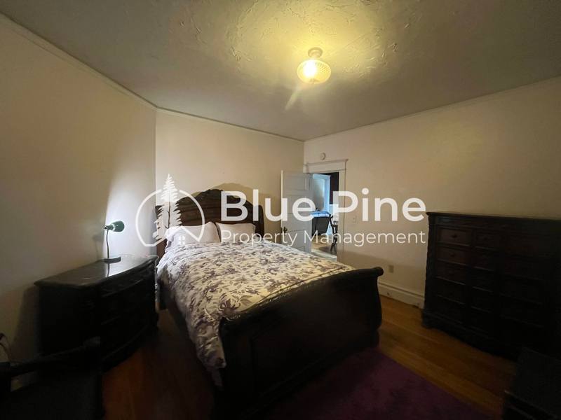 House for rent at 284 S Ridge Ave, Idaho Falls, ID 83402