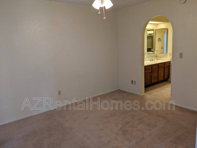 Townhouse for rent at 609 E Mesquite Circle #E-127, Tempe, AZ 85281