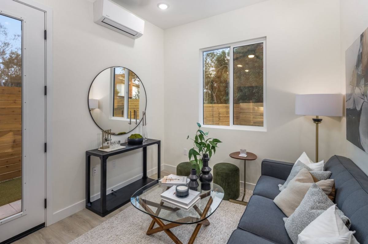 Apartment for rent at 4678 Firestone St #202, San Diego, CA 92117