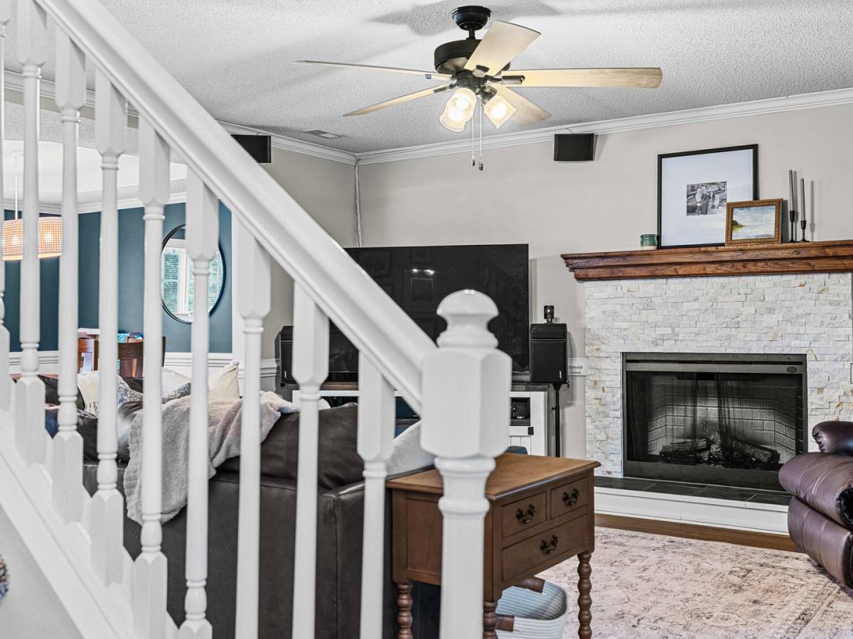 House for rent at 221 Yearling Loop, Jacksonville, NC 28540