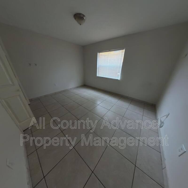 Apartment for rent at 4909 E Temple Heights Rd, Tampa, FL 33617