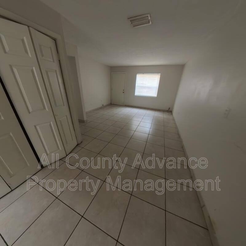 Apartment for rent at 4909 E Temple Heights Rd, Tampa, FL 33617