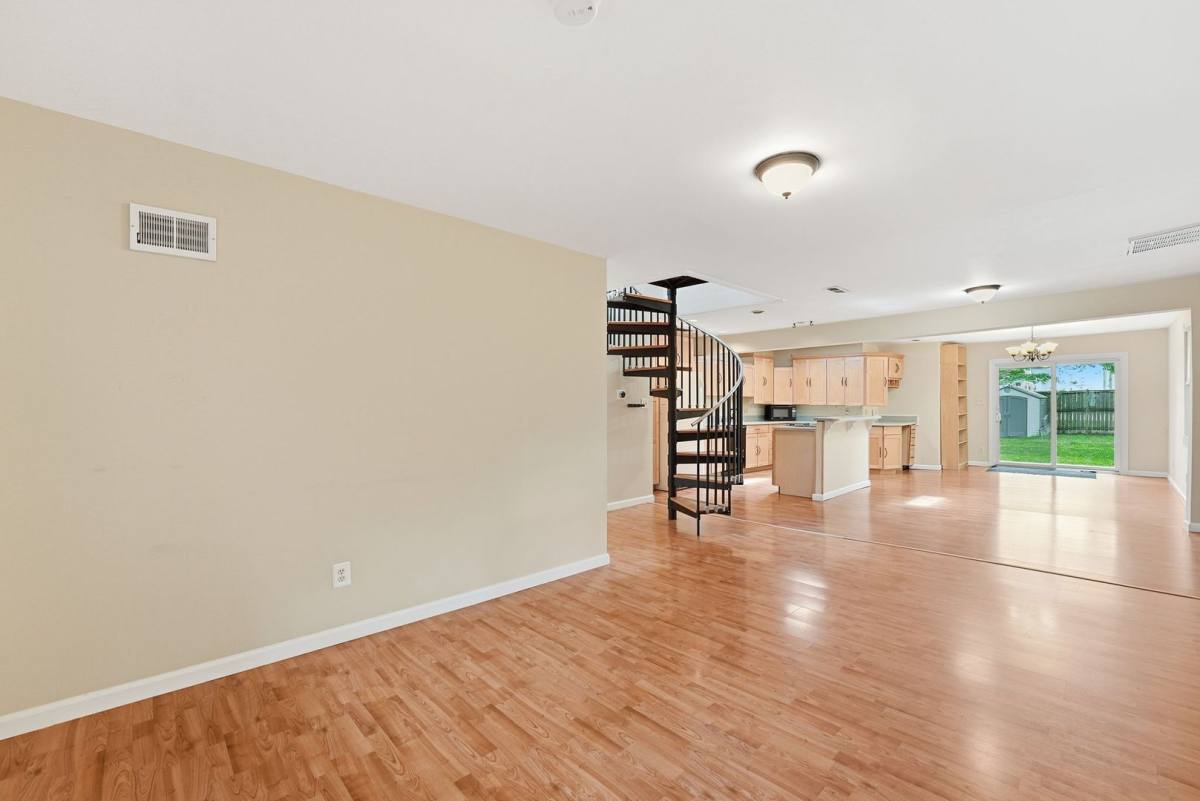House for rent at 7605 Fisher Dr, Falls Church, VA 22043
