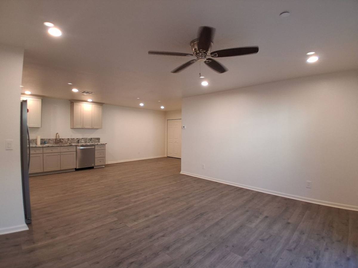 Apartment for rent at 3016 Lake Park Court, Modesto, CA 95355