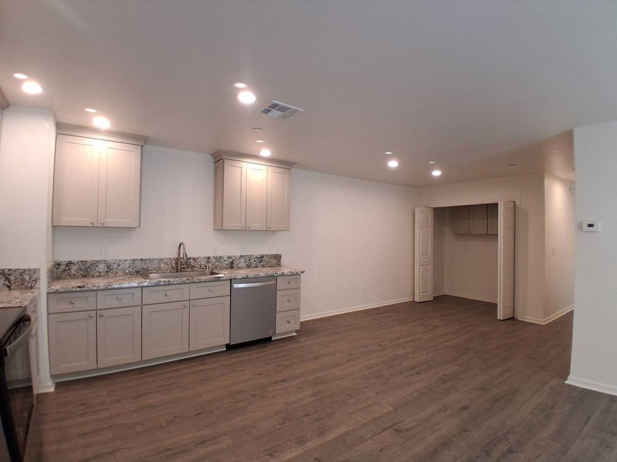 Apartment for rent at 3016 Lake Park Court, Modesto, CA 95355