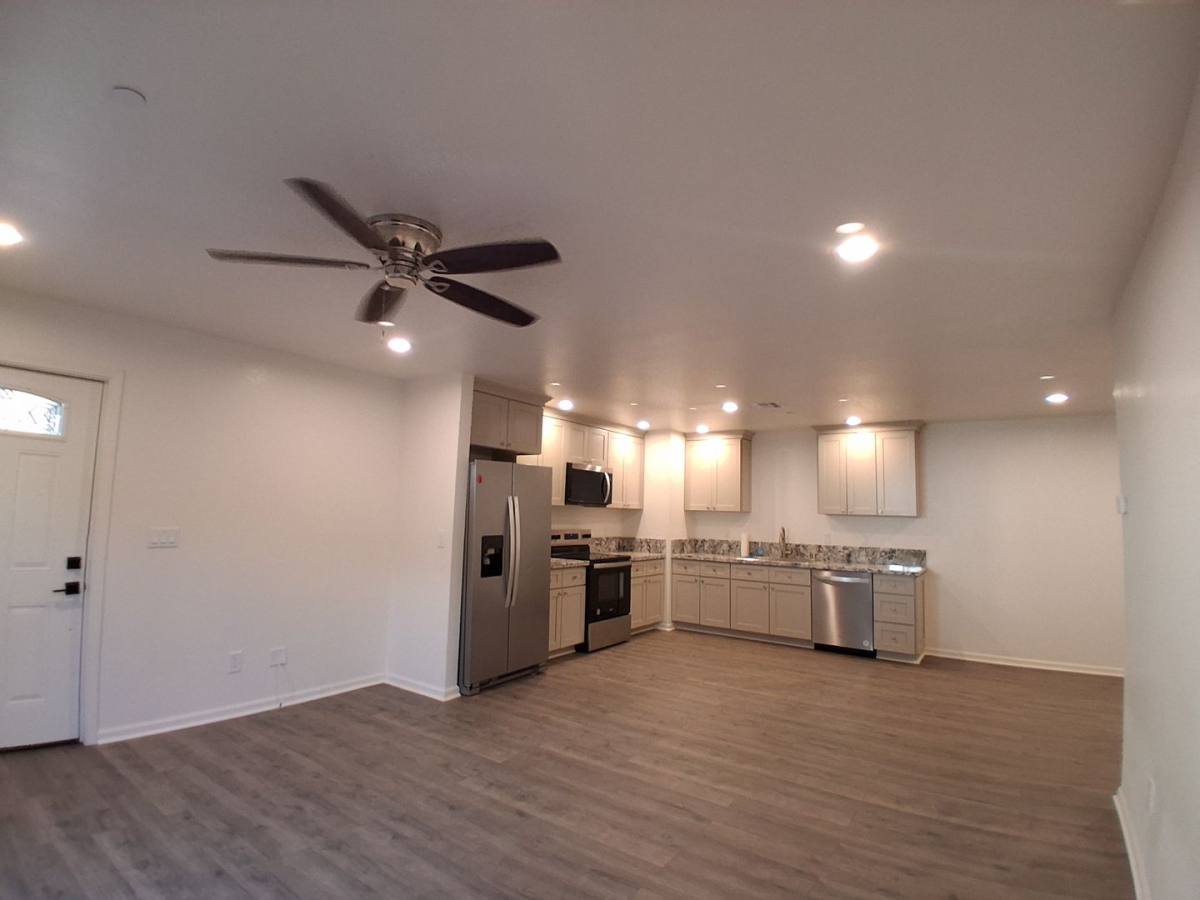 Apartment for rent at 3016 Lake Park Court, Modesto, CA 95355