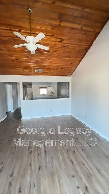 Condo for rent at 2505 W Broad St #521, Athens, GA 30606