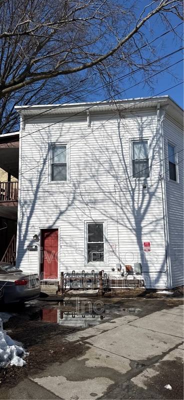 Apartment for rent at 25 Intervale Ave #1, Burlington, VT 05401
