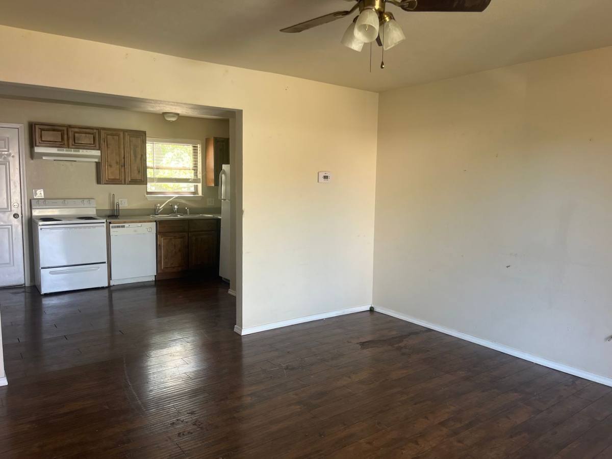 Apartment for rent at 104-116 N Cumberland, Russellville, AR 72801
