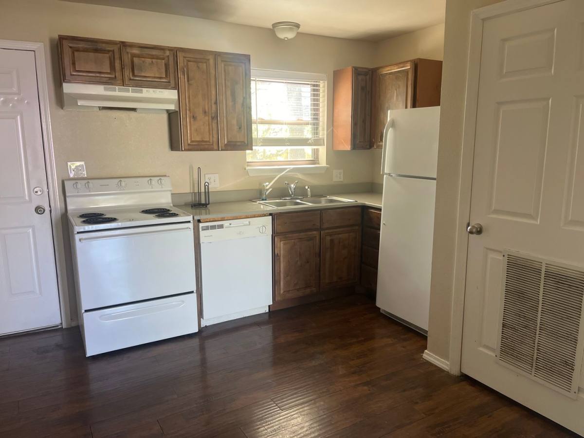 Apartment for rent at 104-116 N Cumberland, Russellville, AR 72801