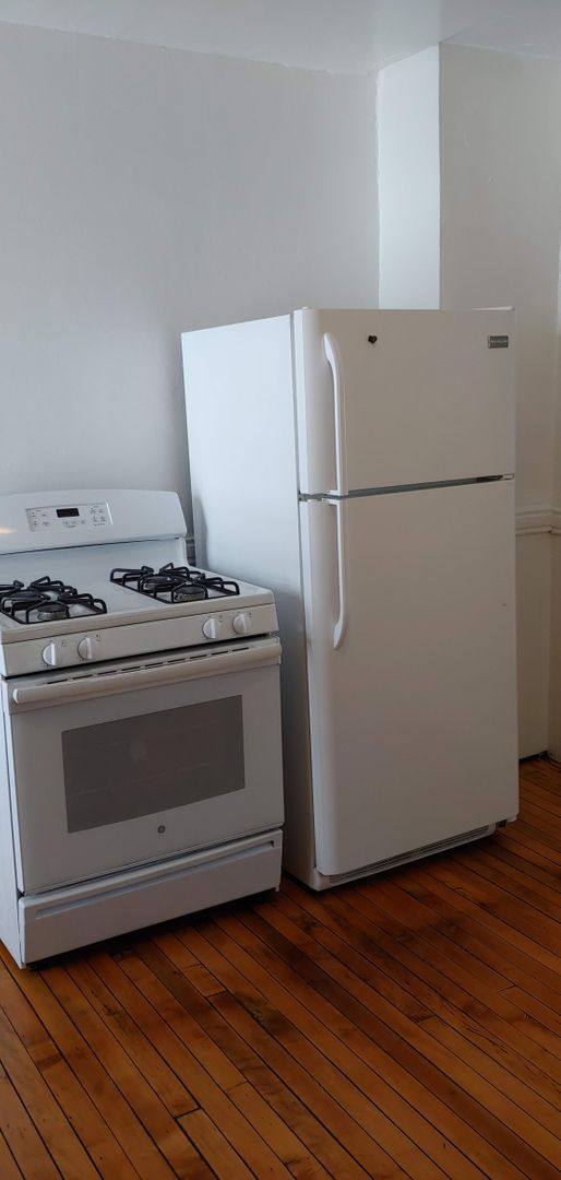 Apartment for rent at 412 Hamilton St, Syracuse, NY 13204
