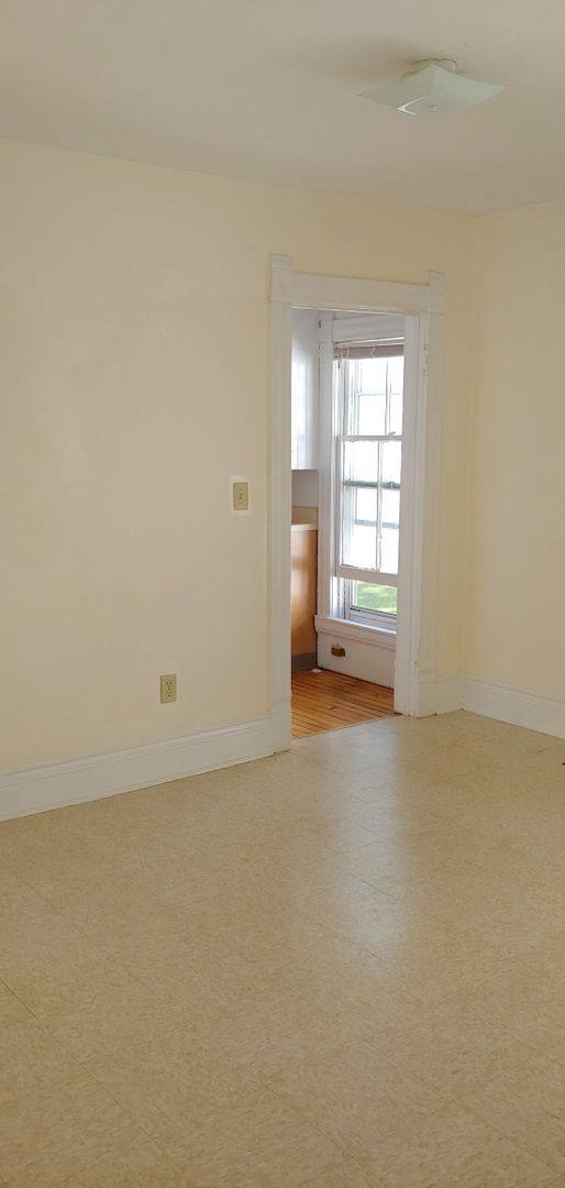 Apartment for rent at 412 Hamilton St, Syracuse, NY 13204
