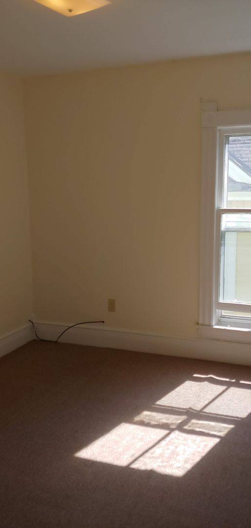 Apartment for rent at 412 Hamilton St, Syracuse, NY 13204