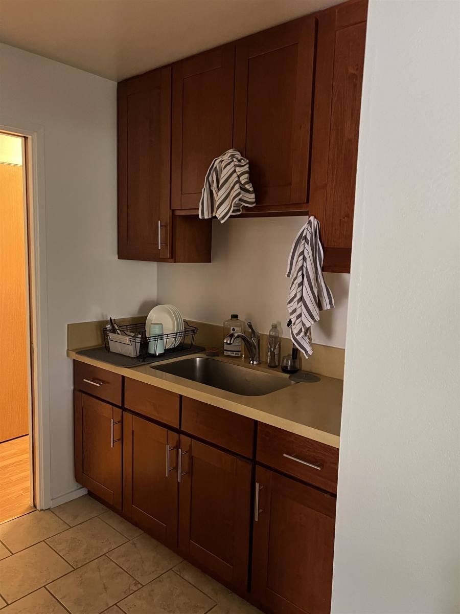 Apartment for rent at 2636 Warring St, Berkeley, CA 94704