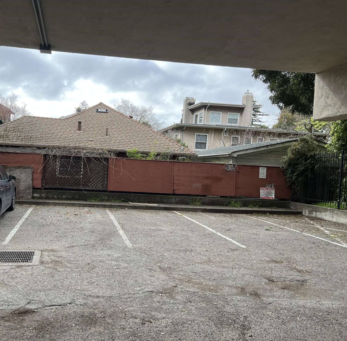 Apartment for rent at 2636 Warring St, Berkeley, CA 94704
