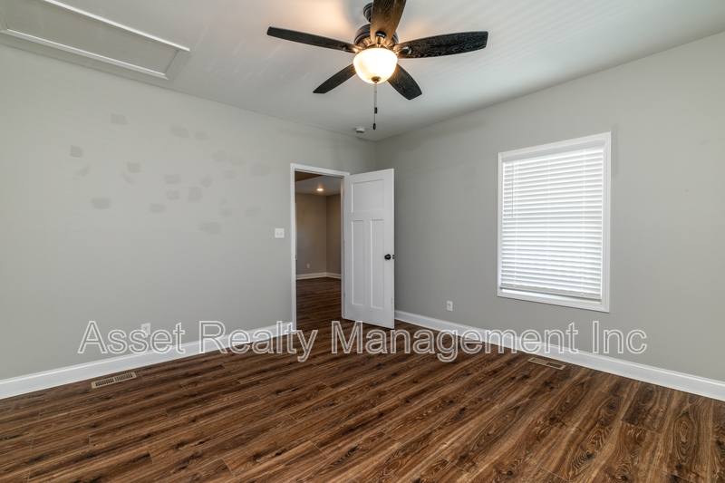 House for rent at 1715 Fay St, Knoxville, TN 37921