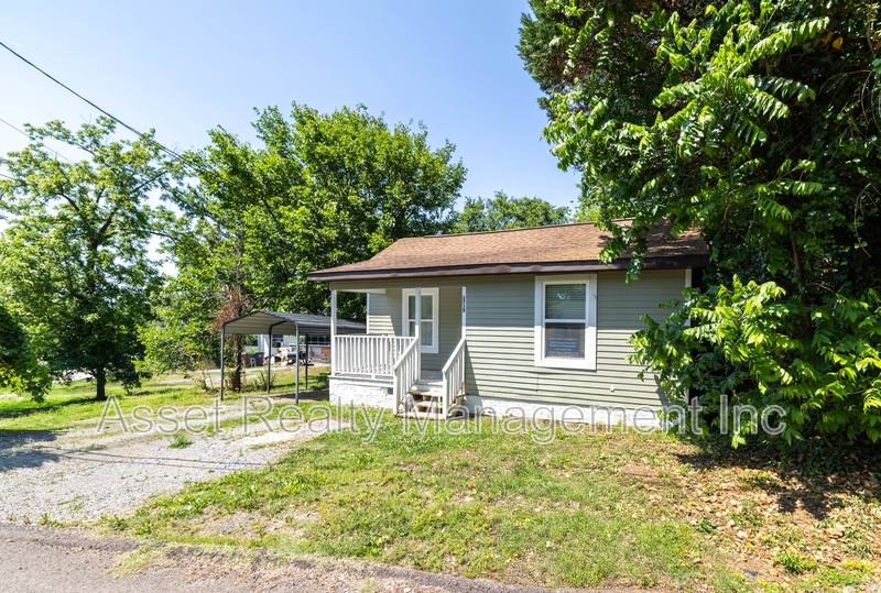 House for rent at 1715 Fay St, Knoxville, TN 37921