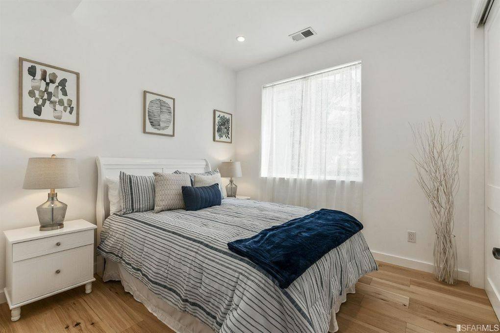 Apartment for rent at 31 29th St #B, San Francisco, CA 94110