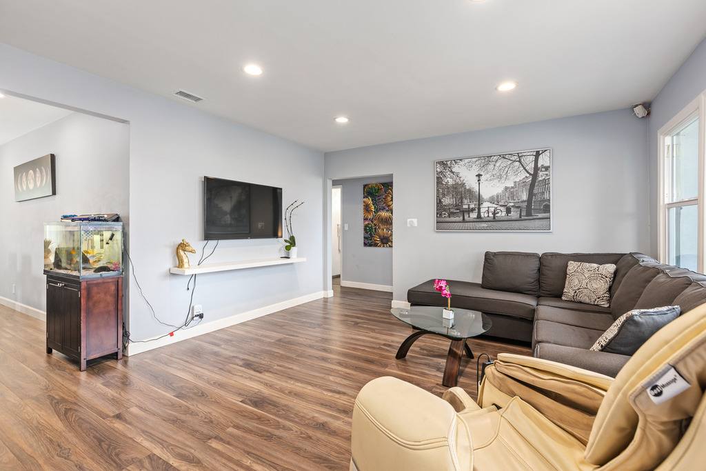 Apartment for rent at 3254 Logan Ave, San Diego, CA 92113