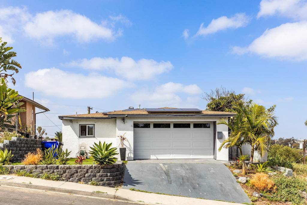 Apartment for rent at 3254 Logan Ave, San Diego, CA 92113