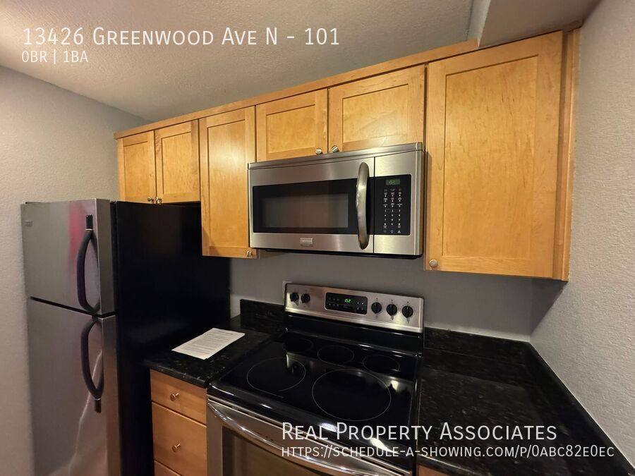 Condo for rent at 13426 Greenwood Ave N #101, Seattle, WA 98133