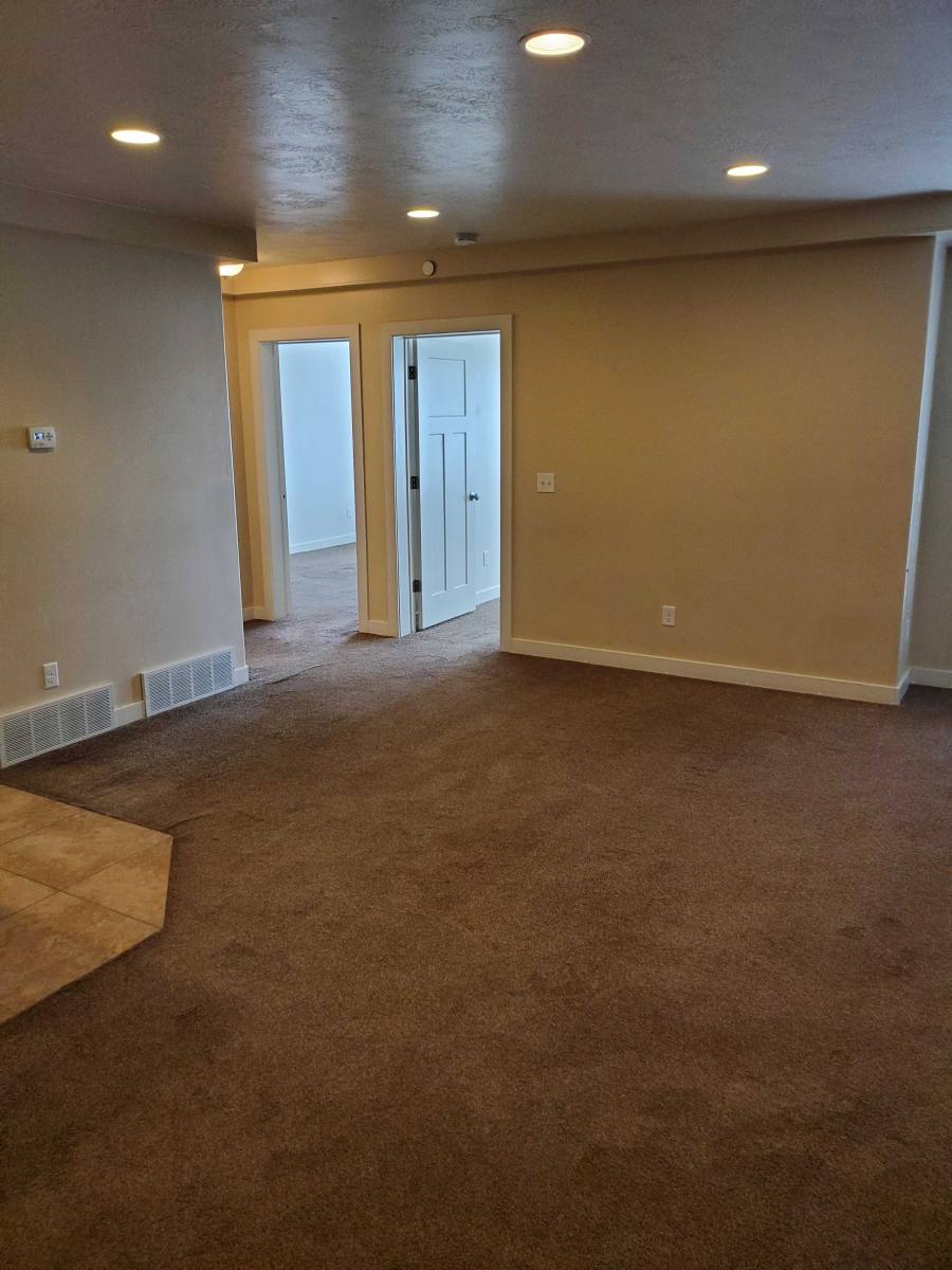 Apartment for rent at 180 S Main St #202, Bountiful, UT 84010