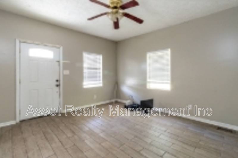 House for rent at 934 Ohio Ave, Knoxville, TN 37921