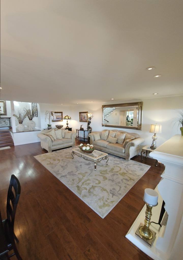 Townhouse for rent at 5463 Caminito Agua, La Jolla, CA 92037