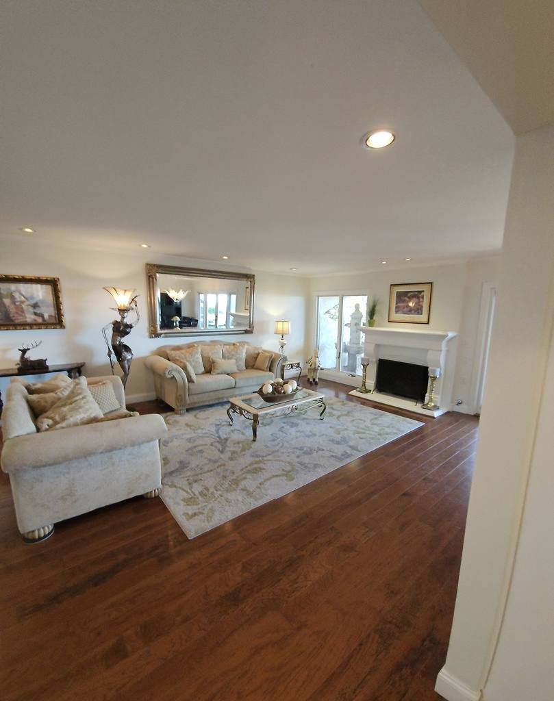Townhouse for rent at 5463 Caminito Agua, La Jolla, CA 92037