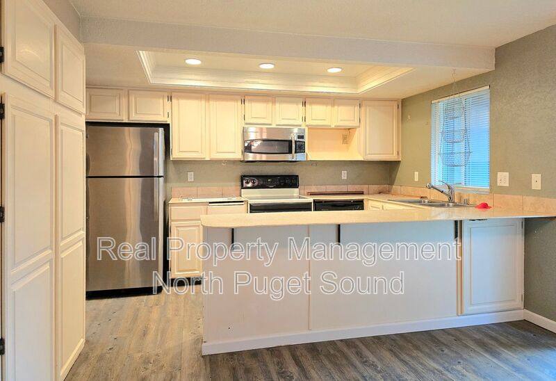 Townhouse for rent at 12600 4th Ave W #9C, Everett, WA 98204