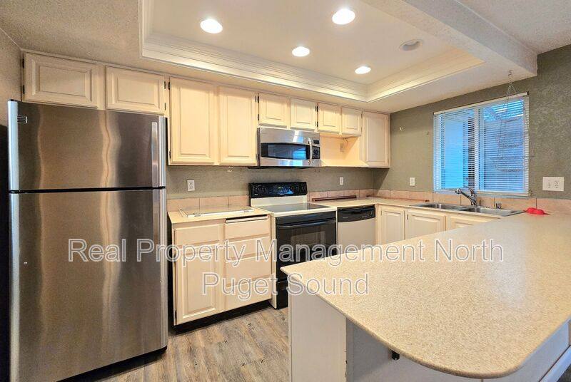 Townhouse for rent at 12600 4th Ave W #9C, Everett, WA 98204