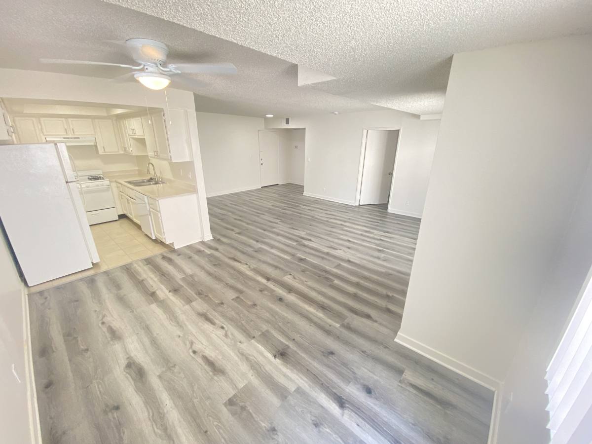 Apartment for rent at 15020 Burbank Blvd #107, Van Nuys, CA 91411