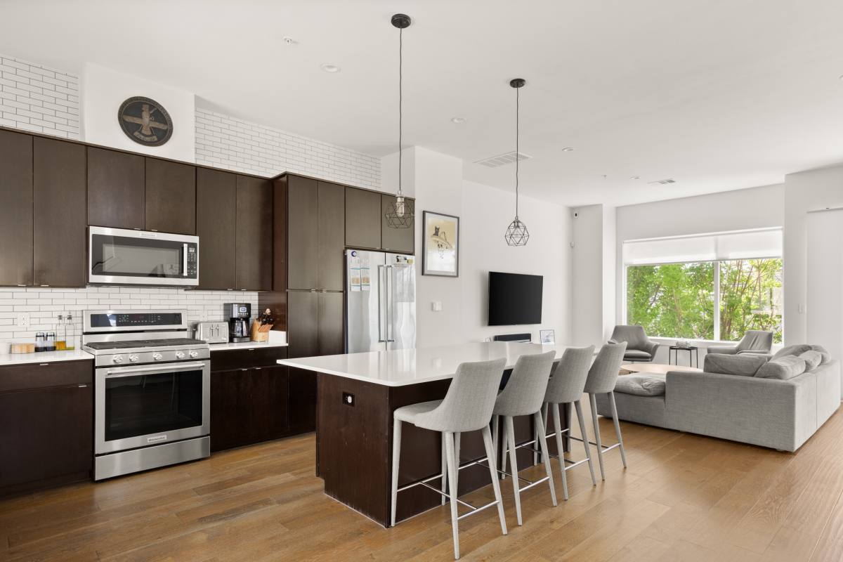Townhouse for rent at 505 Tillery St #1, Austin, TX 78702