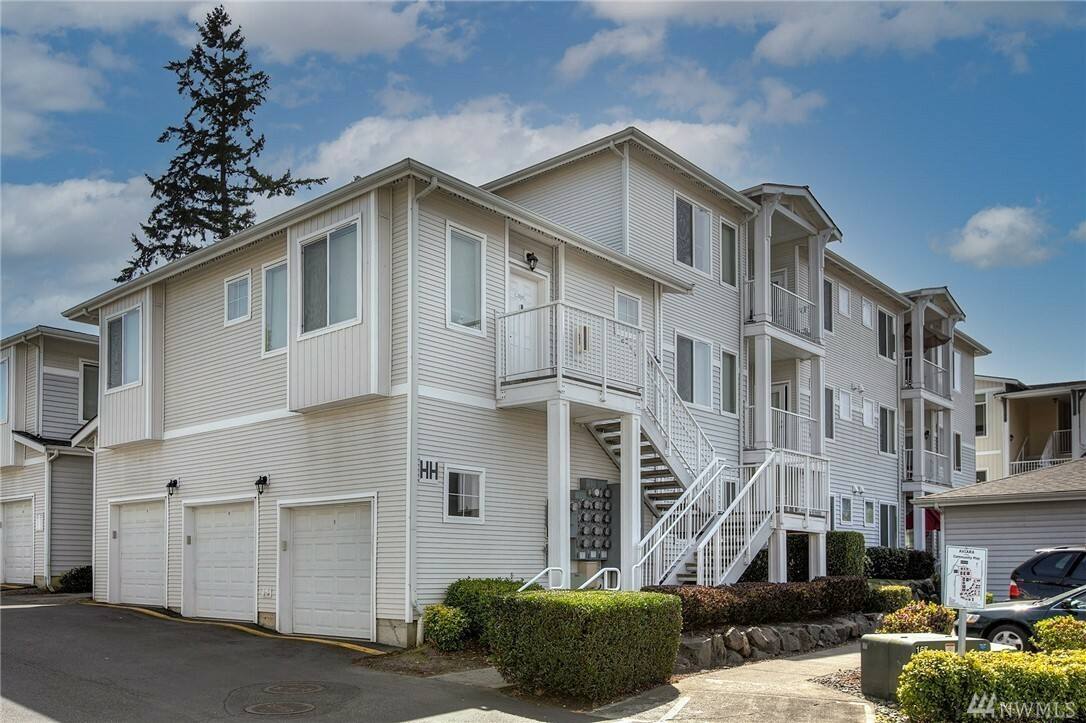 Apartment for rent at 14915 38th Dr SE, Bothell, WA 98012