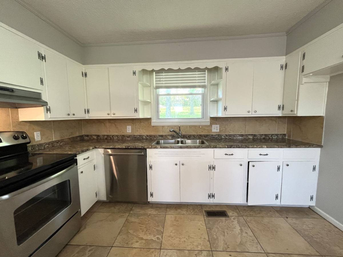 House for rent at 606 Terrace Hill Rd, Mount Juliet, TN 37122