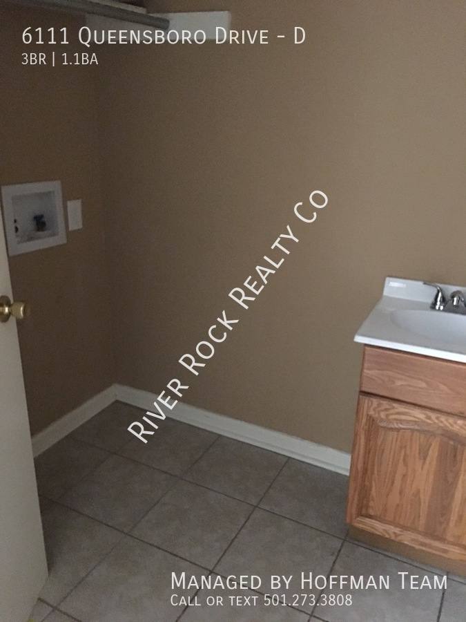 Townhouse for rent at 6111 Queensboro Dr #D, Little Rock, AR 72209