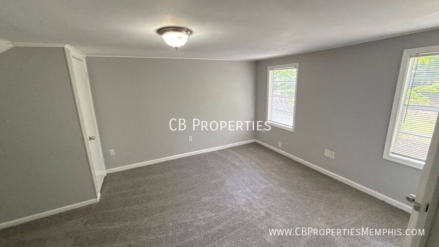 House for rent at 895 Mosby Rd, Memphis, TN 38116