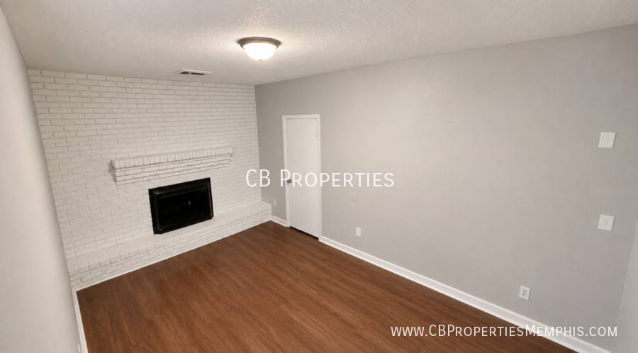 House for rent at 895 Mosby Rd, Memphis, TN 38116
