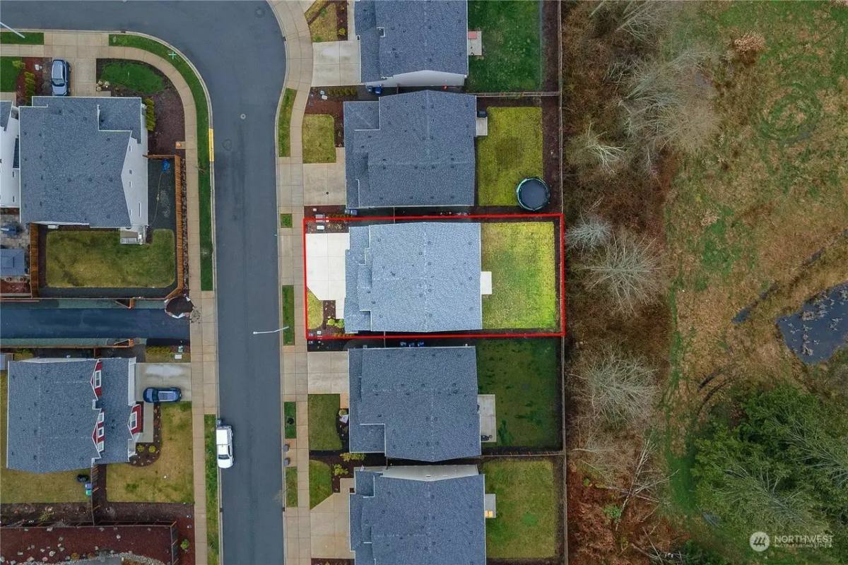 House for rent at 8412 55th Place NE, Marysville, WA 98270