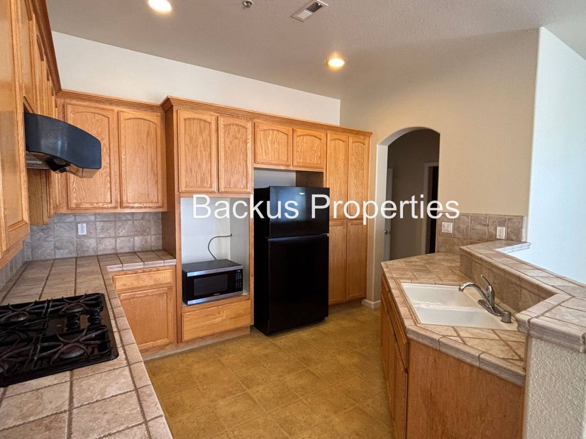 Apartment for rent at 11 Huerta St, Greenfield, CA 93927