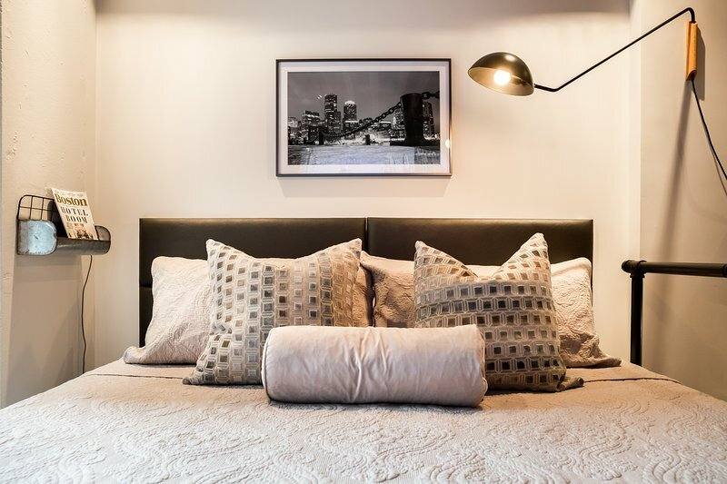 Apartment for rent at 99 Broad St, Boston, MA 02110