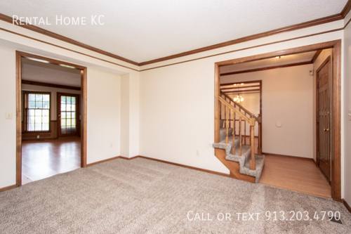 House for rent at 11602 Monrovia, Overland Park, KS 66210