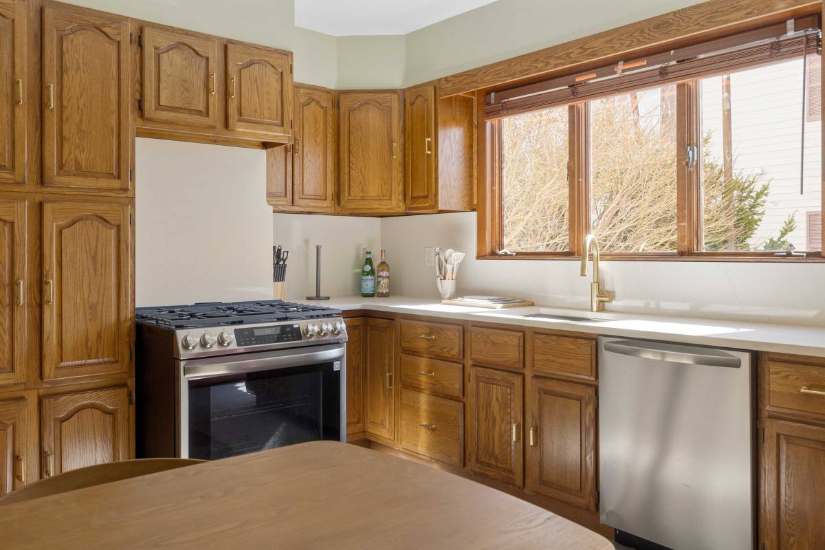House for rent at 56 Spring St, Cambridge, MA 02141