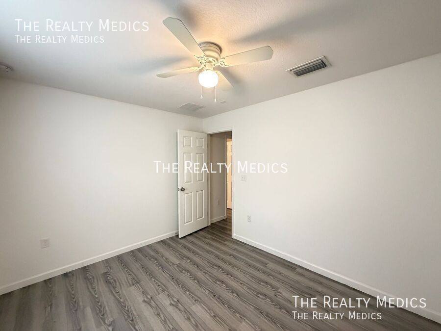 House for rent at 15137 SW 61st Court Rd, Ocala, FL 34473